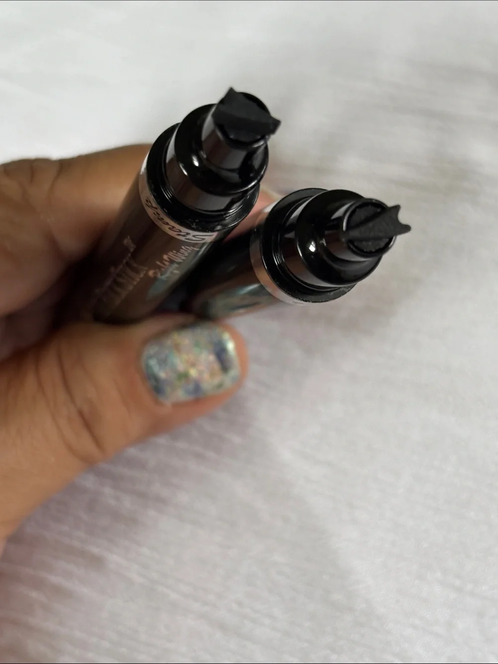 The Flick Stick Right Wing & Left Wing Eyeliner Pens - Black